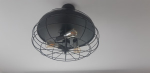 Photo de galerie - Installation d'un ventilateur lumineux au plafond