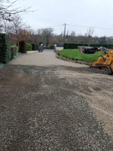 Photo de galerie - Cours en maigrit 350m2
