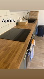 Photo de galerie - Mon miroir est casser pas le choix de me coiffer dans le reflet des plaque de cuissons 