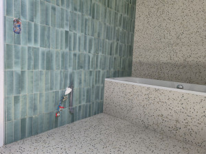 Photo de galerie - Pose zellige et format 90x90