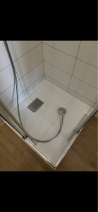 Photo de galerie - Réfection joint silicone 