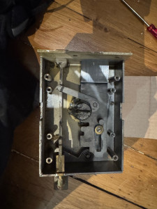 Photo de galerie - Changement de cylindre muel vak