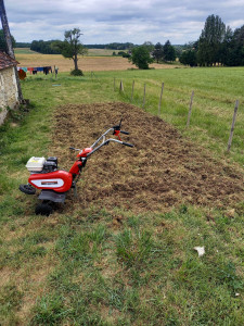 Photo de galerie - Préparation d un jardin 