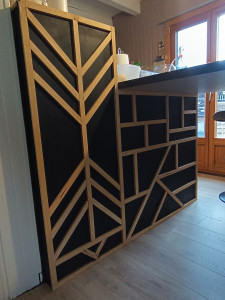 Photo de galerie - Décoration réalisé sur mesure pour fond de meuble de cuisine 