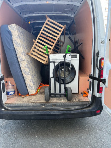 Photo de galerie - Débarras d’objets pour la déchèterie 