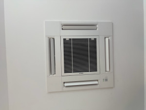Photo de galerie - Mise en service de l’installation, réglages nécessaires et contrôle du bon fonctionnement des équipements.