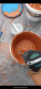 Photo de galerie - Mélange et préparation de peinture 