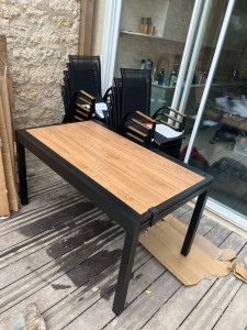 Photo de galerie - Montage de chaise et table de jardin 