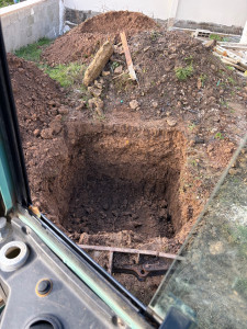 Photo de galerie - Un trou pour des puisard