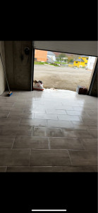 Photo de galerie - Carrelage d’un garage 