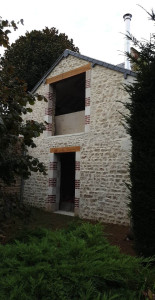 Photo de galerie - Double ouverture en pierre de taille et brique
avec 2 linteaux chêne 