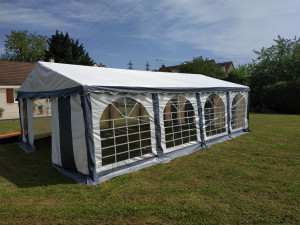 Photo de galerie - Tentes de réception
6 tailles dispo
chaises , tables ,manges debout, vaisselle, sono...
