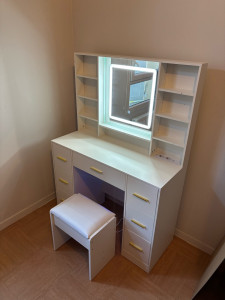 Photo de galerie - Coiffeuse 