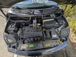 Photo de galerie - J'ai trouvé la cause de la surchauffe du moteur, éliminé le bruit de la boîte de vitesses, remplacé le joint commun, remplacé le support moteur, effectué la maintenance