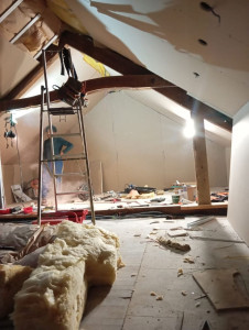 Photo de galerie - Cloisons et isolation d'une mansarde