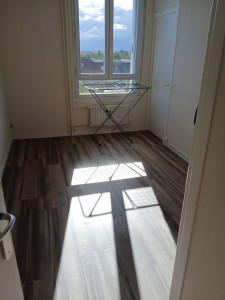 Photo de galerie - Pose d un revêtement sol

