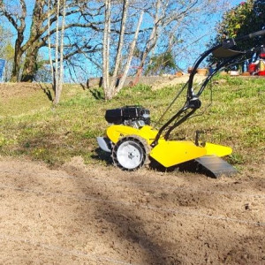 Photo de galerie - Motoculteur