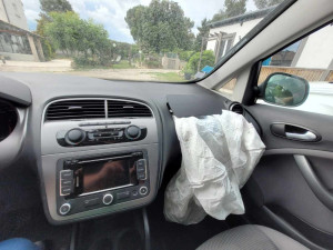 Photo de galerie - Choc véhicule seat altea remplacement train roulant + tableau de bord + Airbag