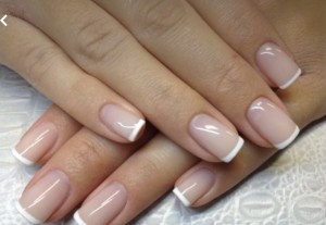 Photo de galerie - Gel french semi permanent 