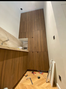 Photo de galerie - Meuble cuisine tout le long du mur