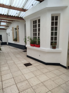 Photo de galerie - Rafraîchissement peinture partie commune.