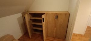 Photo de galerie - Fabrication d'un meuble sur mesure en chêne