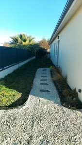 Photo de galerie - Après 

création chemin entrée 