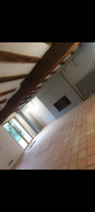 Photo de galerie - Rénovation complète; Poutre, plafond, mur, tomettes, radiateur