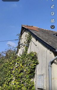 Photo de galerie - Rectification d’une toiture, changement des lattes recalage des tuiles