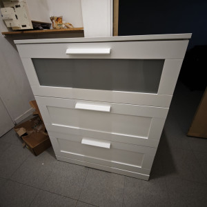 Photo de galerie - Installation meuble en kit.