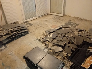 Photo de galerie - Dépose d'un carrelage sol