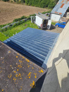 Photo de galerie - Pose de bac acier