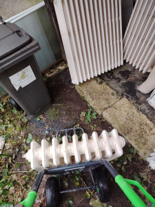 Photo de galerie - Dépose radiateurs en fonte