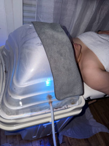 Photo de galerie - Headspa soin profond relaxant cuir chevelu cheveux visage et buste
