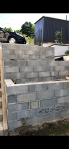 Photo de galerie - (Avant) Réalisation d’enduit et pose de couvertines 