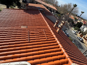 Photo de galerie - Après le nettoyage et la pose du fixateur application de la résine d'étanchéité rendu impeccable