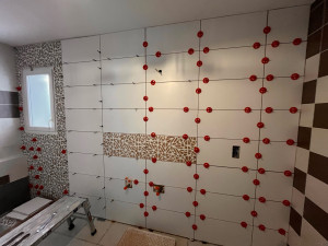 Photo de galerie - Faïence poser sur ancienne faïence en double encollage