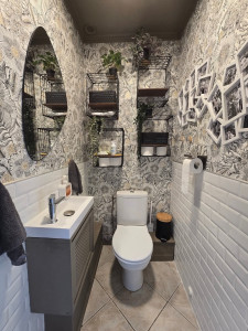 Photo de galerie - -faïences sur le mur