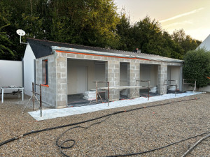 Photo de galerie - Préparation de chantier: protection de sols intérieur/extérieur, pose de baguettes d’angles