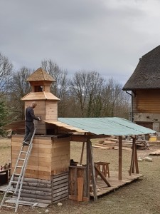 Photo de galerie - Construction de la chapelle au domaine des contrastes château de baudry 