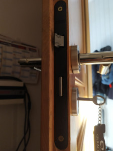 Photo de galerie - Remplacement de serrure intérieur.