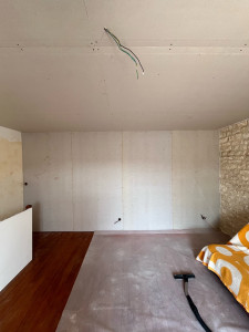 Photo de galerie - Réalisation d’un plafond en placo et d’un doublage isolant.