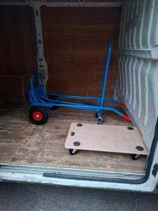 Photo de galerie - Besoin d'un utilitaire, d'un chauffeur, d'une aide au déménagement n'hésitez pas à me contacter. 