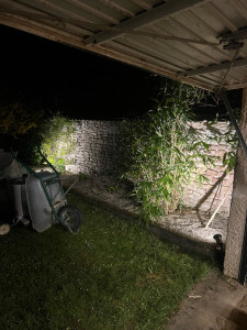 Photo de galerie - Installation d’éclairage extérieur sur horloge