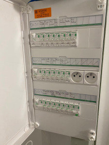 Photo de galerie - Remplacement à neuf d’un tableau électrique.