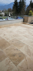 Photo de galerie - Pose de travertin 90x60  terrasse 35m2