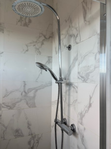 Photo de galerie - Bricolage et multi services