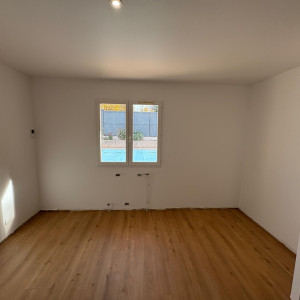Photo de galerie - Peinture dans une chambre 