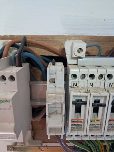 Photo de galerie - Dépannage électrique. 