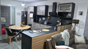 Photo de galerie - Montage cuisine avec ilot sur mesure 